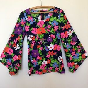 Vintage handmade groovy top
